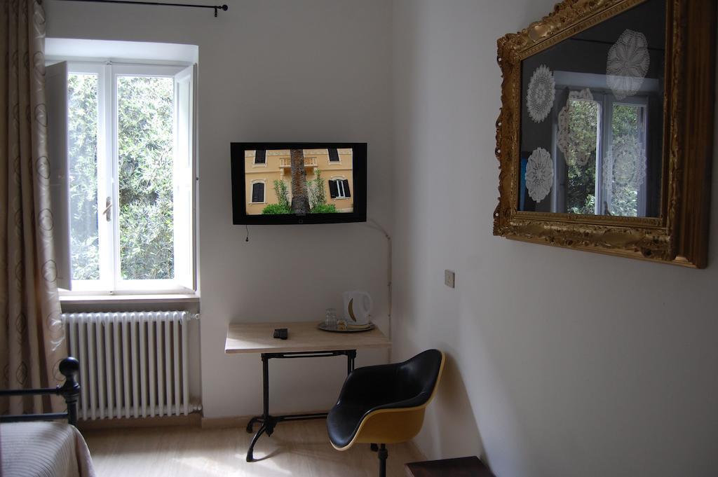Arena Alfieri B&B Livorno Pokoj fotografie